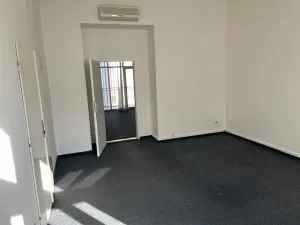 Pronájem kanceláře, Praha - Žižkov, Tovačovského, 58 m2