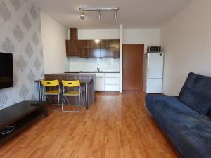 Pronájem bytu 1+kk, Praha, Na Slatince, 36 m2