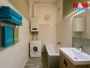 Prodej bytu 2+1, Praha - Smíchov, Janáčkovo nábřeží, 81 m2