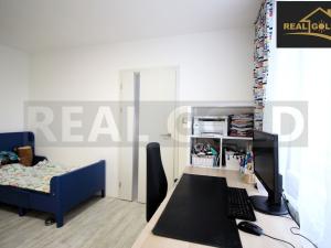 Prodej bytu 3+1, Třebíč, Okružní, 71 m2