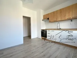 Prodej bytu 2+1, Hranice, Obránců míru, 60 m2