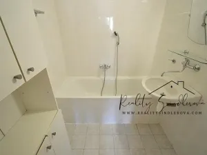 Prodej bytu 2+1, Hranice, Obránců míru, 60 m2