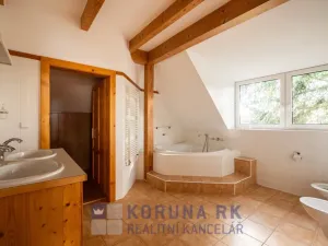 Prodej vily, Lišov, Topolová, 321 m2