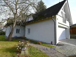 Prodej vily, Lišov, Topolová, 321 m2