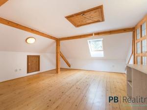 Prodej rodinného domu, Křemže, 450 m2