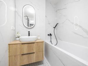 Prodej bytu 3+kk, Praha - Prosek, Vysočanská, 82 m2