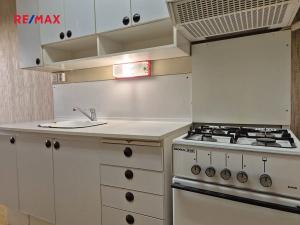 Prodej bytu 3+1, Praha - Stodůlky, Trávníčkova, 73 m2