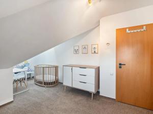 Pronájem rodinného domu, Praha - Kbely, Divišova, 187 m2