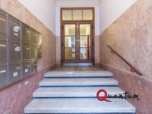 Pronájem bytu 1+kk, Praha - Nusle, 5. května, 34 m2