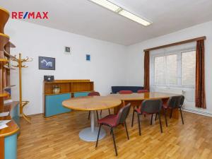 Prodej obchodního prostoru, Dašice, náměstí T. G. Masaryka, 957 m2