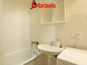 Pronájem bytu 1+kk, Brno - Nový Lískovec, Oblá, 33 m2