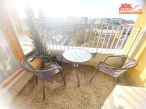 Prodej bytu 2+kk, Praha - Uhříněves, Nové náměstí, 57 m2