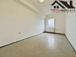 Pronájem bytu 2+1, Jaroměř, Husova, 65 m2