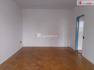 Pronájem bytu 2+1, Karlovy Vary, Přátelství, 56 m2