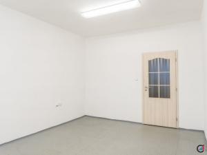 Pronájem kanceláře, Pardubice - Semtín, 17 m2
