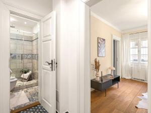 Prodej bytu 2+1, Praha - Malá Strana, Zámecká, 47 m2