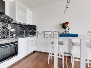 Prodej bytu 2+kk, Praha - Holešovice, Jankovcova, 43 m2