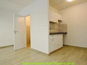 Pronájem bytu 1+kk, Praha - Stodůlky, Chalabalova, 36 m2