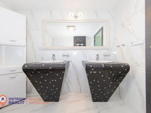 Prodej bytu 4+kk, Všemina, 72 m2