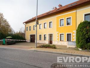 Prodej činžovního domu, Praha - Lipence, 958 m2