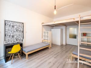 Pronájem bytu 2+kk, Praha - Žižkov, Víta Nejedlého, 43 m2