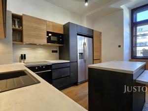 Prodej bytu 4+kk, Písek, Velké náměstí, 113 m2