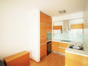 Pronájem bytu 2+kk, Praha - Košíře, Plzeňská, 49 m2