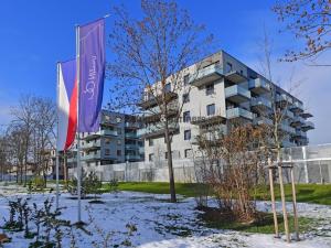 Prodej bytu 2+kk, Praha, Návarovská, 61 m2