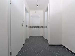 Prodej bytu 2+kk, Praha, Návarovská, 61 m2