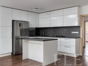 Pronájem bytu 4+kk, Praha - Modřany, Barunčina, 96 m2