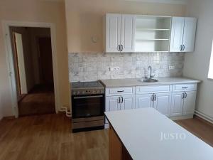 Prodej bytu 2+1, Ražice, 80 m2