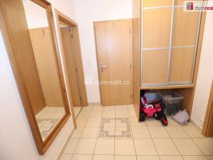 Pronájem bytu 2+kk, Karlovy Vary - Stará Role, Nejdlova, 74 m2