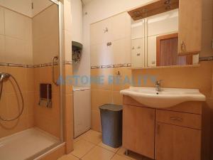 Pronájem bytu 3+1, Praha - Radotín, Kraslická, 83 m2