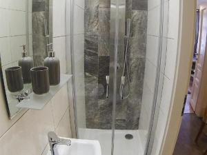 Pronájem bytu 1+1, Praha - Vyšehrad, Na slupi, 38 m2