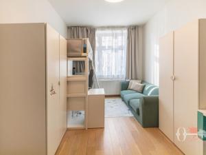 Prodej bytu 3+1, Praha - Libeň, Lihovarská, 78 m2