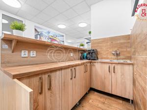 Prodej obchodního prostoru, Brno, Lidická, 326 m2