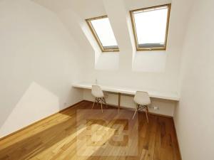 Pronájem bytu 3+kk, Praha - Bubeneč, U studánky, 83 m2