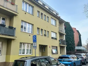 Prodej bytu 2+kk, Praha - Žižkov, U kněžské louky, 43 m2