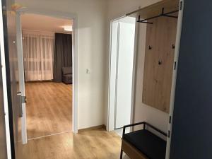Pronájem bytu 2+kk, Praha - Vysočany, Oktábcových, 60 m2