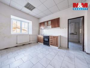 Prodej výrobních prostor, Načeradec, Zámecké náměstí, 1800 m2