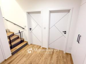 Prodej bytu 4+kk, Hluboké Mašůvky, 89 m2