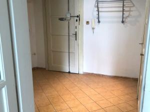 Pronájem bytu 2+kk, Praha - Vinohrady, Polská, 45 m2