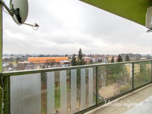 Pronájem bytu 3+kk, Praha - Prosek, Zárybská, 74 m2