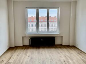 Prodej bytu 2+kk, Praha - Holešovice, Ortenovo náměstí, 50 m2