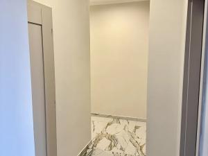 Prodej bytu 2+kk, Praha - Holešovice, Ortenovo náměstí, 50 m2