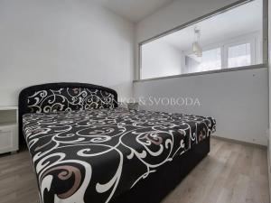 Pronájem bytu 2+kk, Praha - Vysočany, Za Krejcárkem, 49 m2
