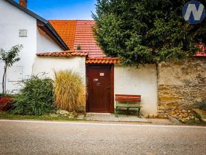 Prodej vícegeneračního domu, Paračov, 388 m2