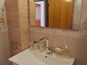 Prodej rodinného domu, Lomnička, 300 m2