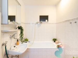 Prodej bytu 3+1, České Budějovice, Lidická tř., 67 m2