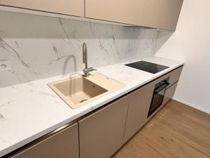 Pronájem bytu 2+1, Praha - Modřany, Československého exilu, 60 m2